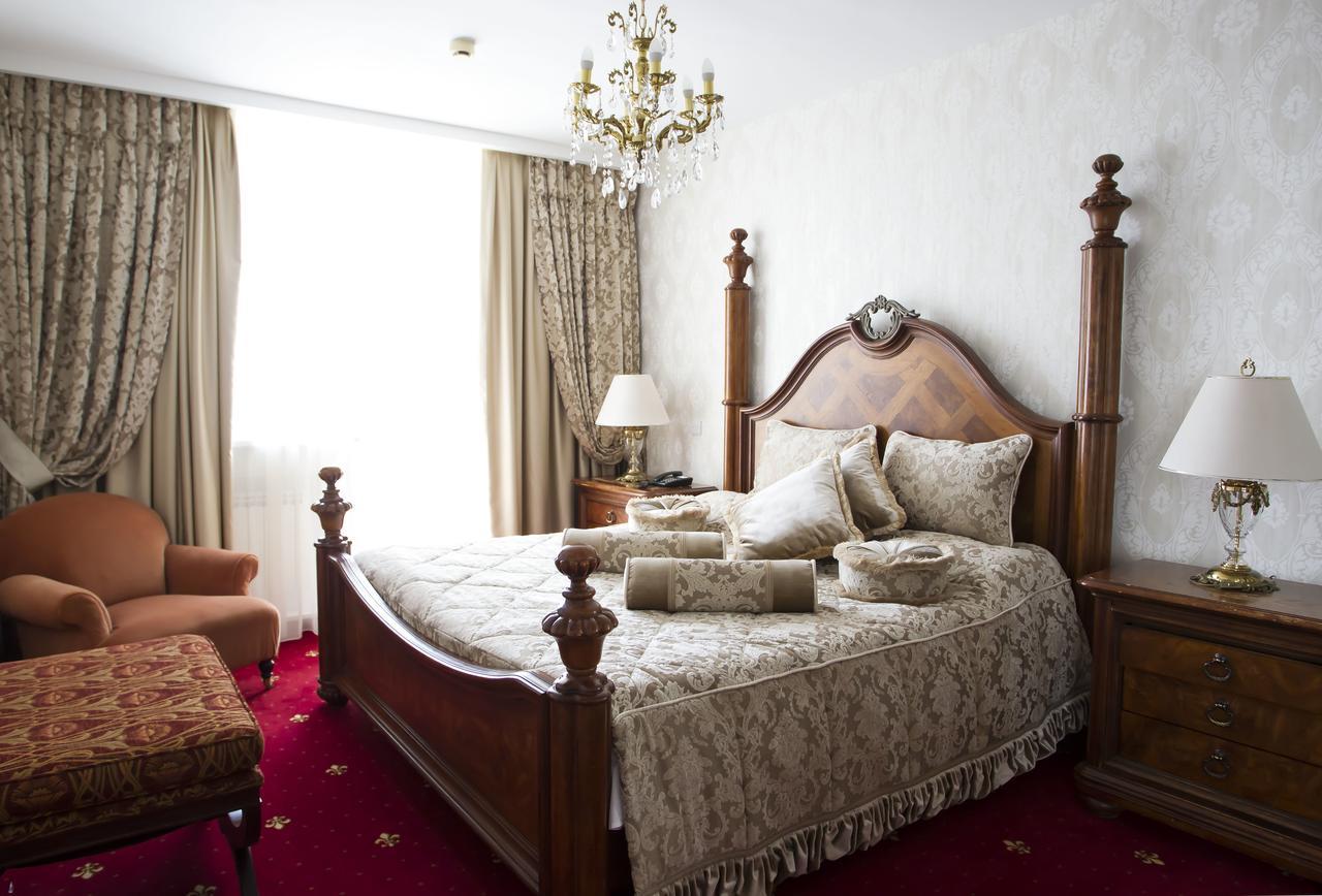 Atyrau Dastan Hotel Exteriér fotografie
