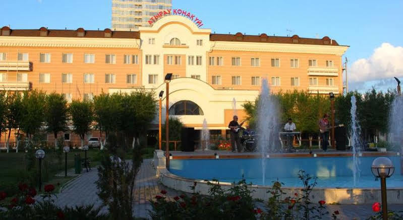 Atyrau Dastan Hotel Exteriér fotografie